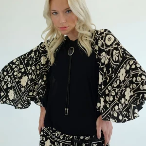 BLUSA MANILA GRACE IN VISCOSA NERA CON MANICHE FANTASIA